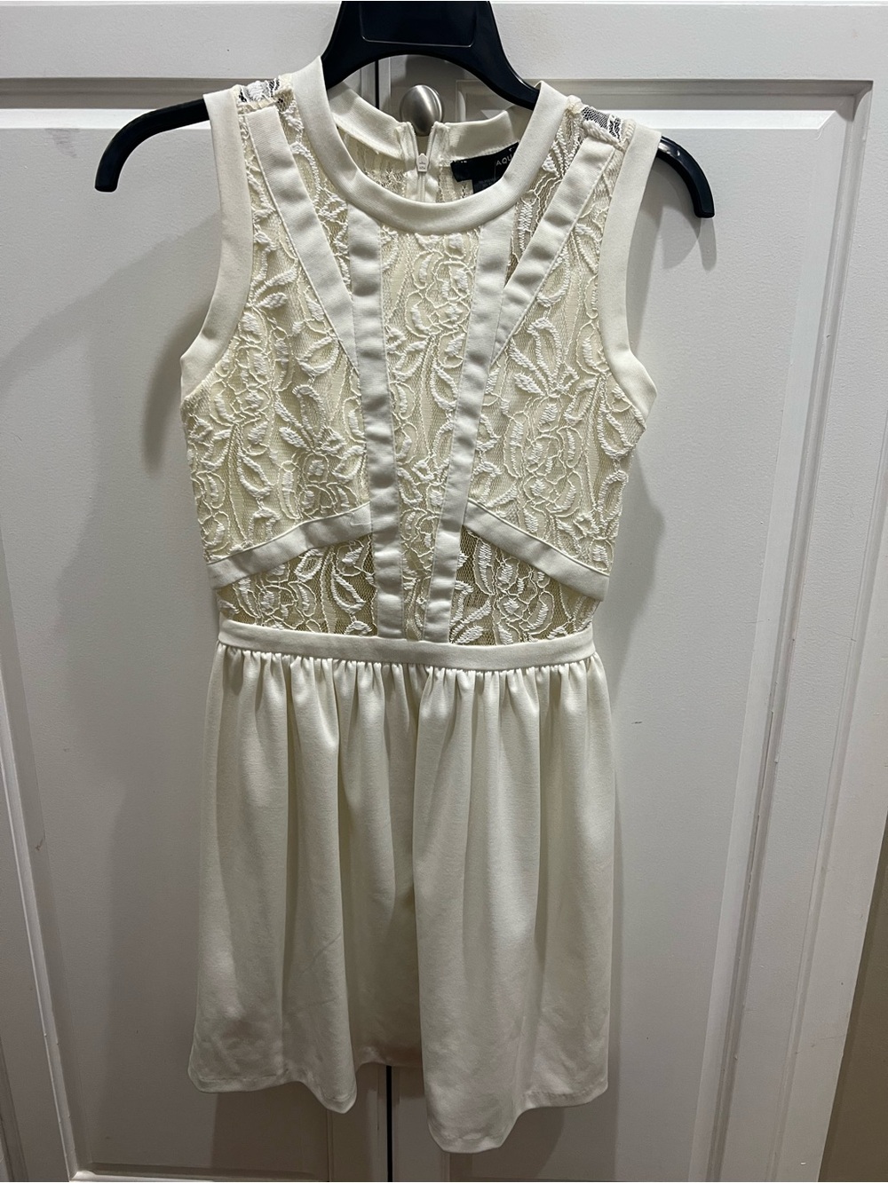 Women's Cream Lace Bodice Dress - Elegant Party Wear